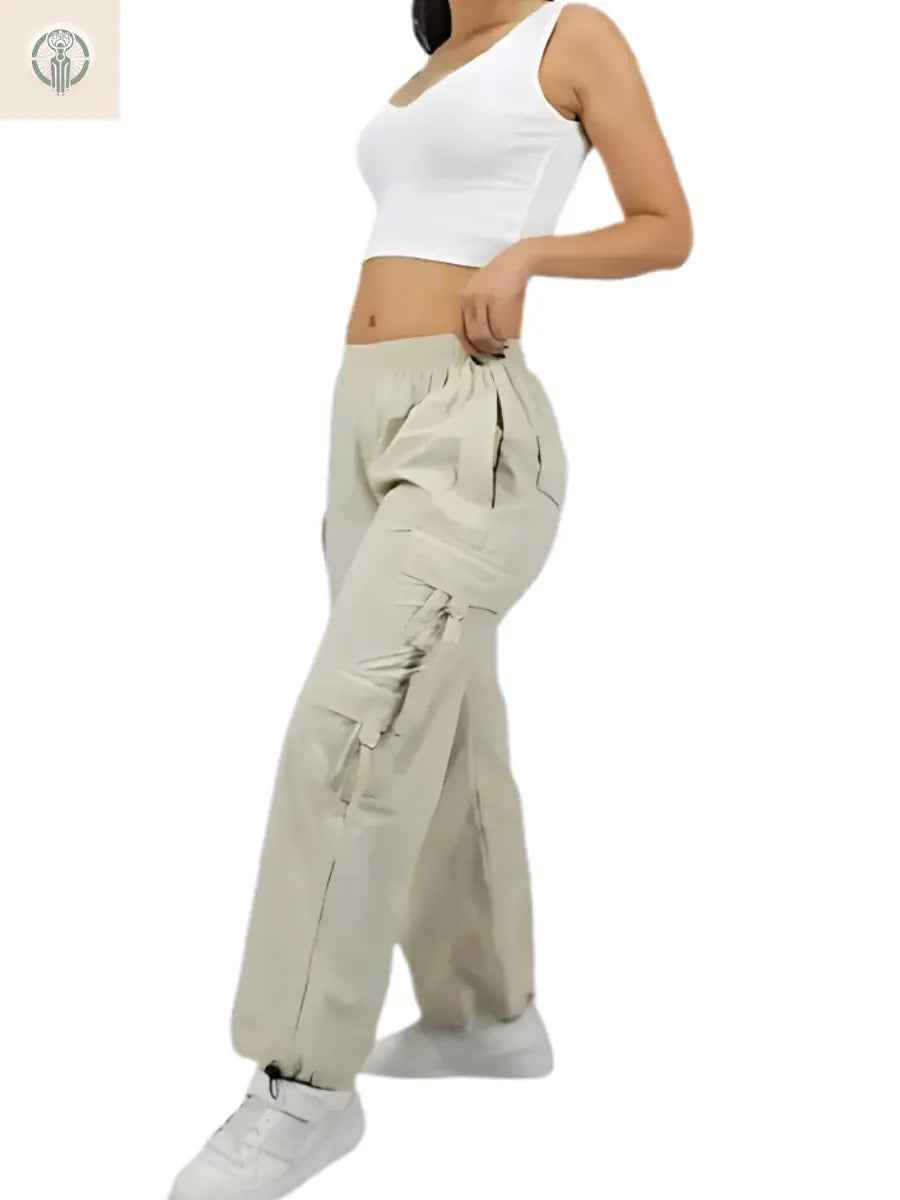 Pantalón Multicargo Mujer Hueso Tela Mojada Premium