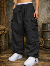 Pack x3 Pantalón Parachute Cargo Hombre en Negro, Marrón y Gris 3