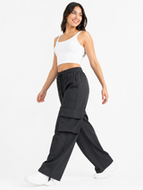 Pantalón Cargo Oversized Mujer Gris Carbón | Tela Nova 4