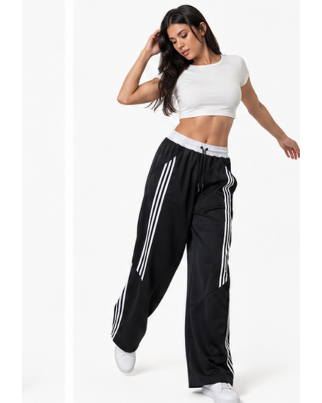Pantalón Deportivo Oversized Negro con Franjas Blancas — Tela Nova | Mujer | ENKI - ENKI ModaStyle