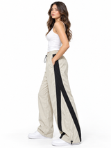 Pantalón Aura Oversized para Mujer | Tela Mojada 8