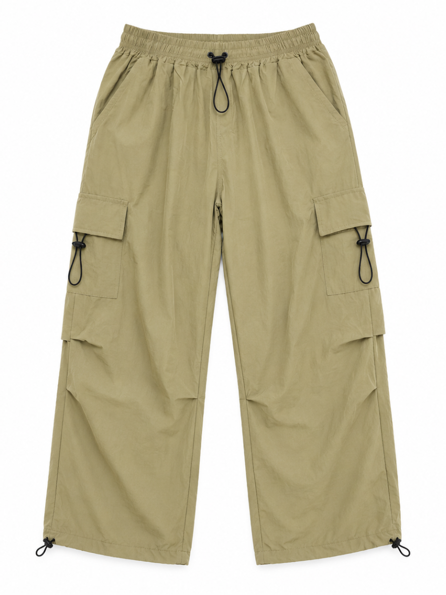 Pantalón Parachute Beige — Tela Mojada | Regulador en Bota | Hombre | ENKI